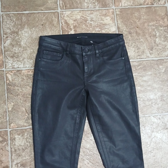Elie Tahari Pants - Elie Tahari Coated Azelia Jean Low Rise Skinny Leg Black Denim Jeans Size 25